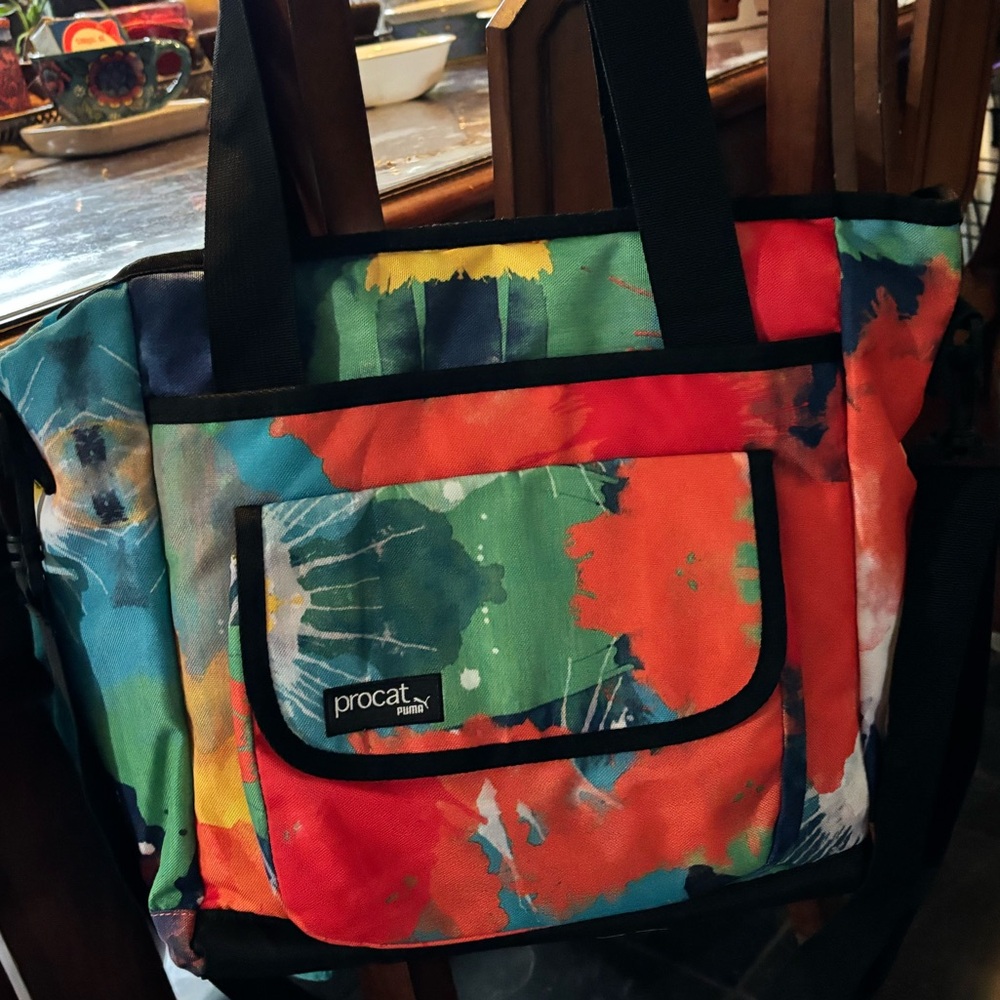 Procat Puma Watercolor Messenger/ Laptop Bag,many pockets to grab items easily